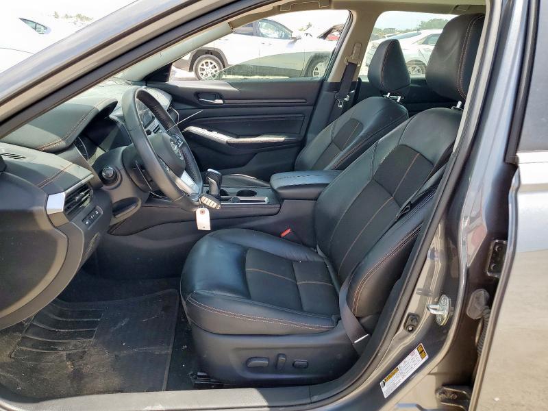  NISSAN ALTIMA 2021 Серый