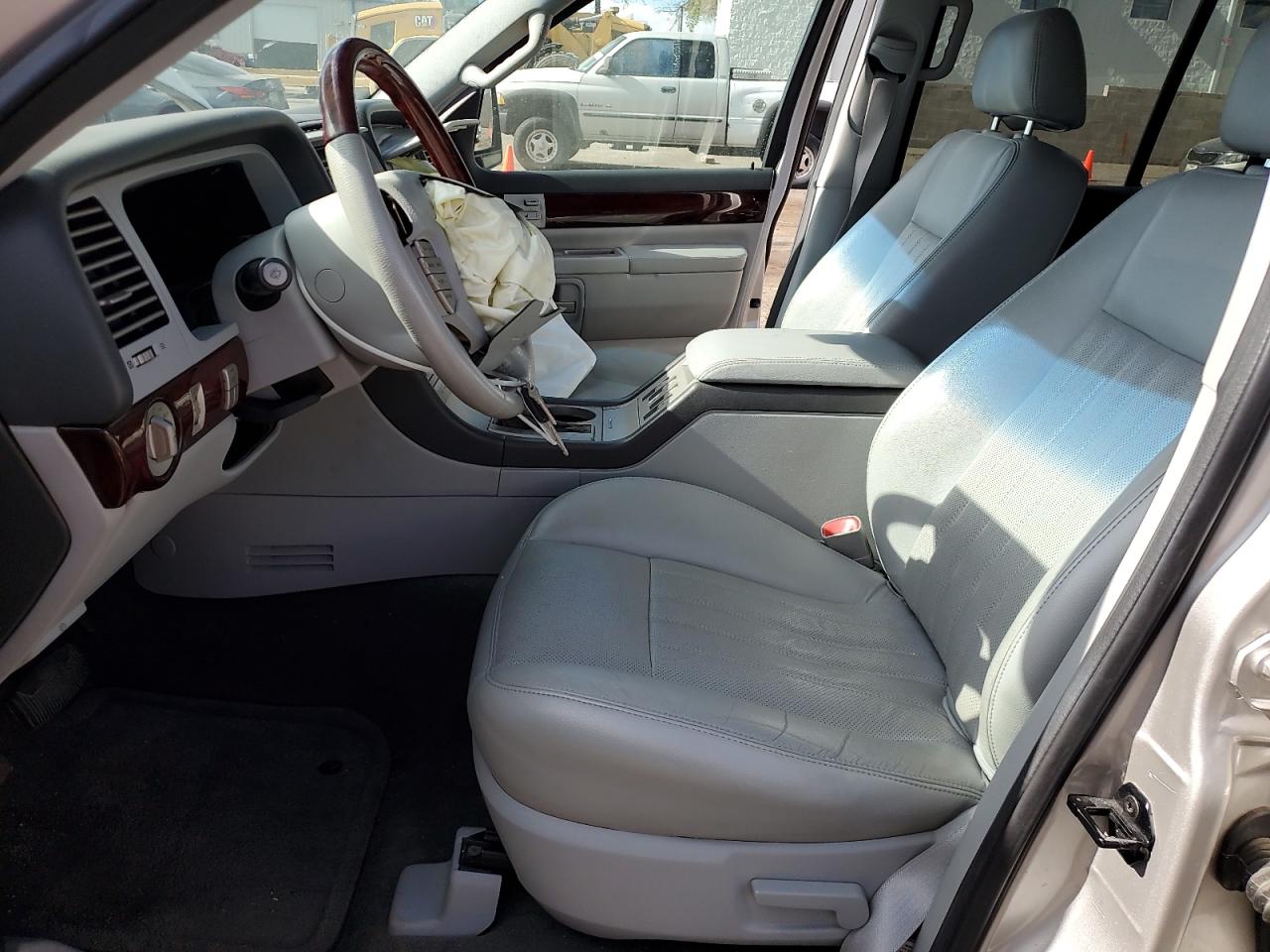 2004 Lincoln Aviator VIN: 5LMEU88H94ZJ44370 Lot: 62401155