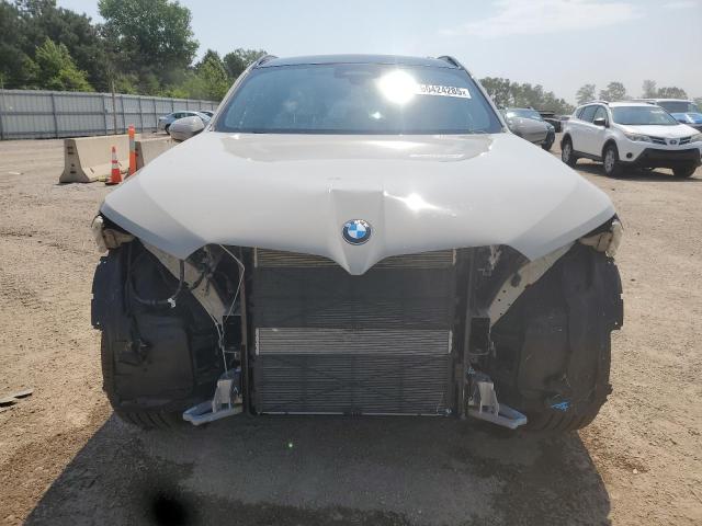  BMW X3 30 XDRI 2025 Кремовый
