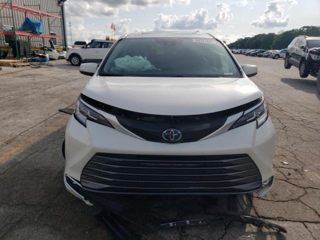 TOYOTA SIENNA 2021 Белы