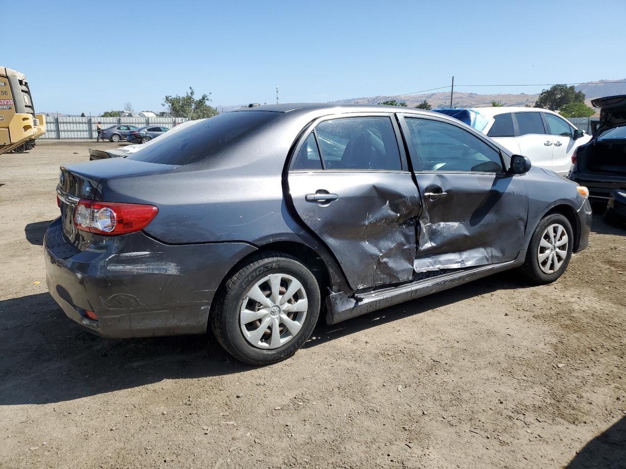 TOYOTA COROLLA 2011 VIN JTDBU4EEXBJ088920 фото 3