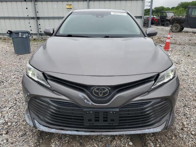  TOYOTA CAMRY 2018 Серый