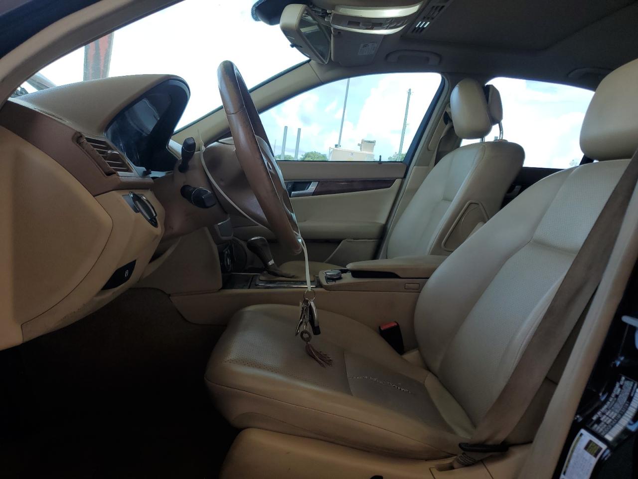 2008 Mercedes-Benz C 300 VIN: WDDGF54X18F132281 Lot: 63019685