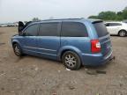 2011 Chrysler Town & Country Touring იყიდება Chicago Heights-ში, IL - Front End
