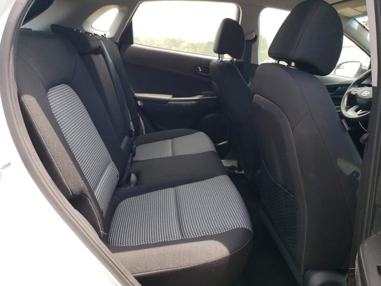 2021 Hyundai Kona Se VIN: KM8K1CAA5MU647339 Lot: 62977735
