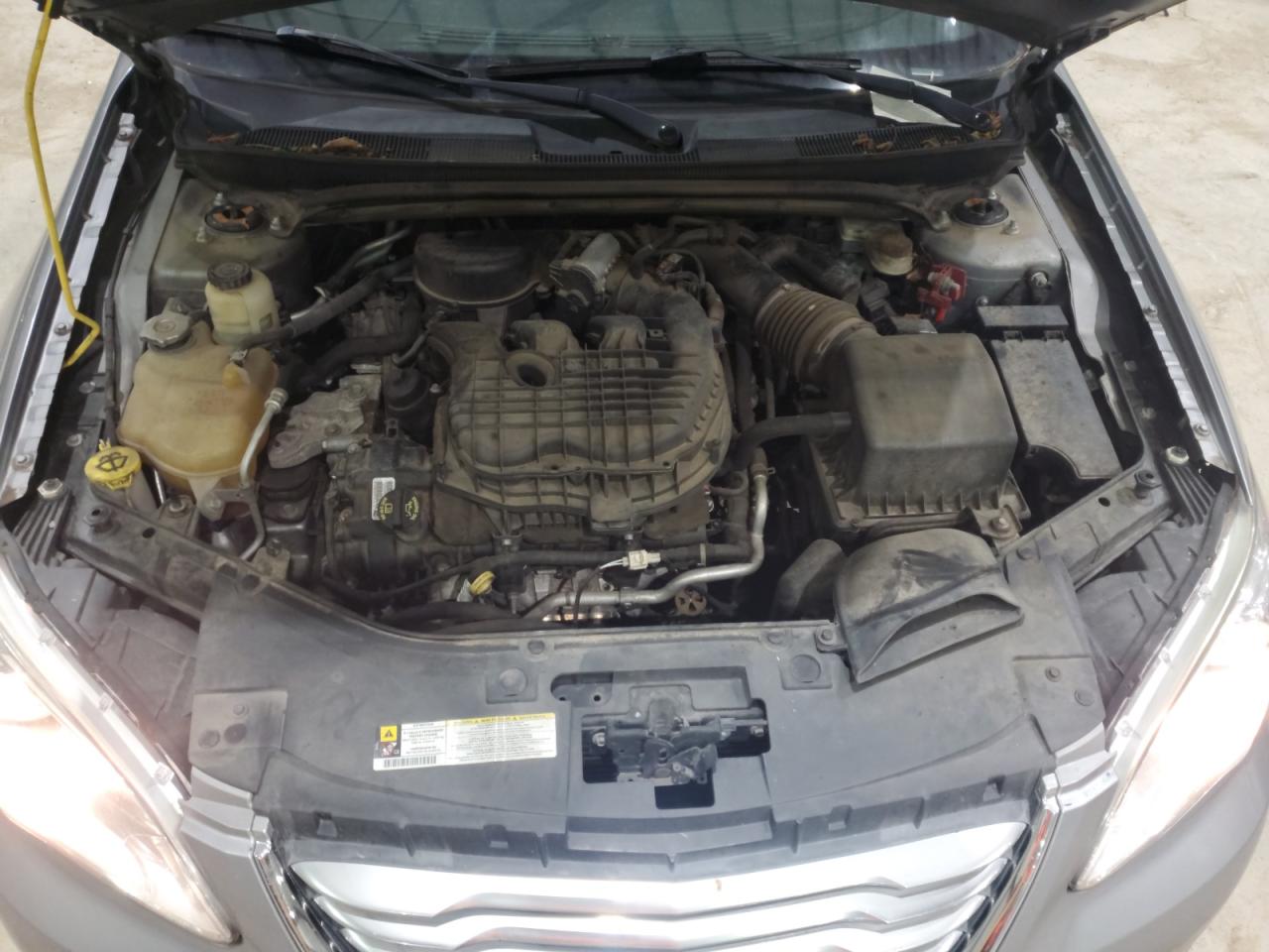 2013 Chrysler 200 Limited VIN: 1C3CCBCG0DN621213 Lot: 60221145