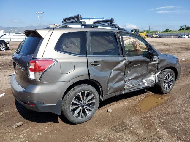  SUBARU FORESTER 2017 Gold