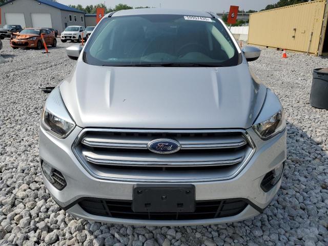  FORD ESCAPE 2017 Srebrny