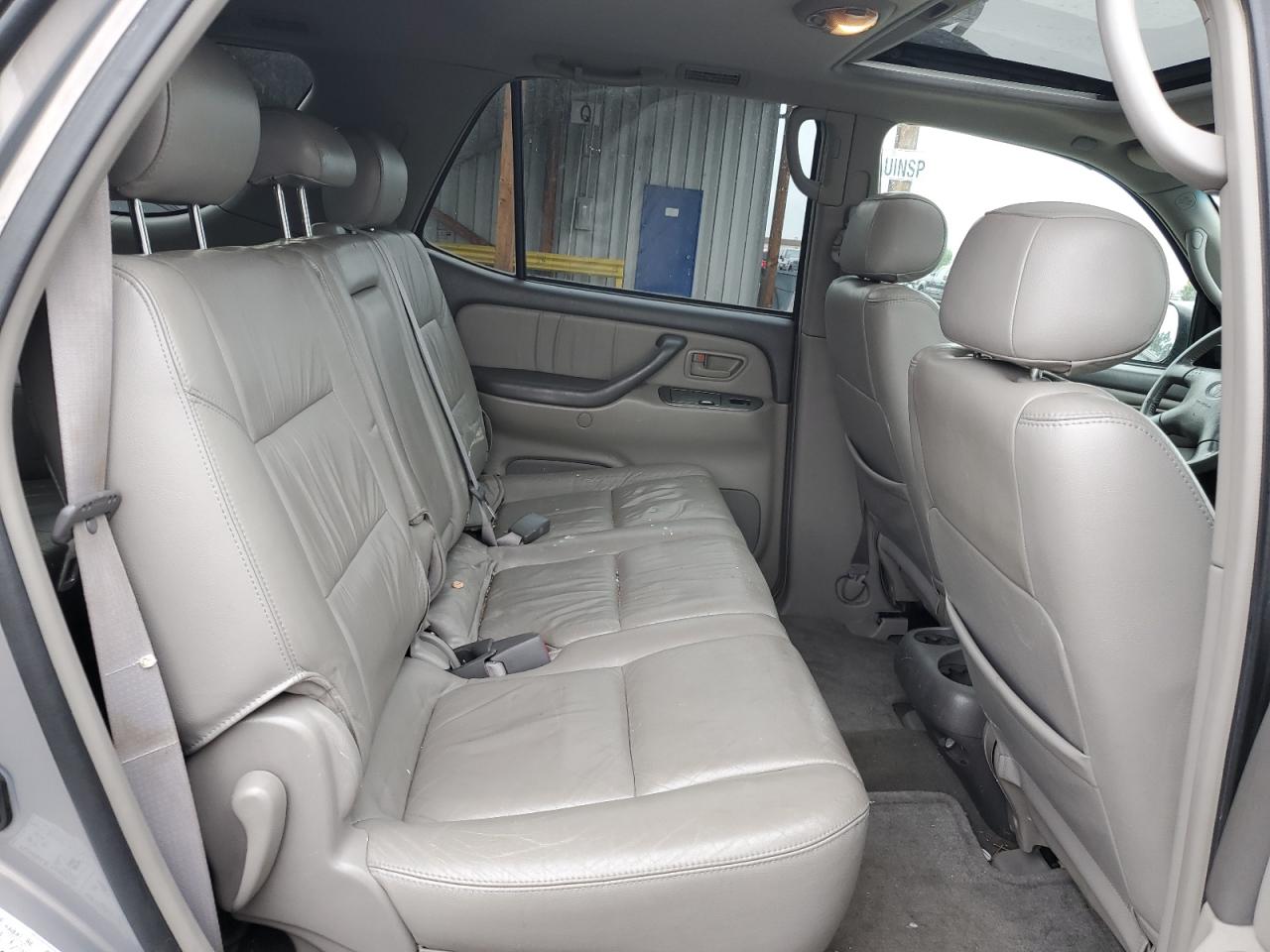 2002 Toyota Sequoia Limited VIN: 5TDBT48A62S086838 Lot: 62515095