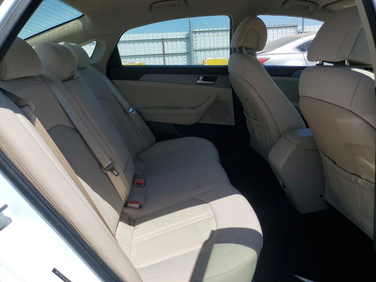 2017 Hyundai Sonata Se VIN: 5NPE24AF3HH592406 Lot: 62721765