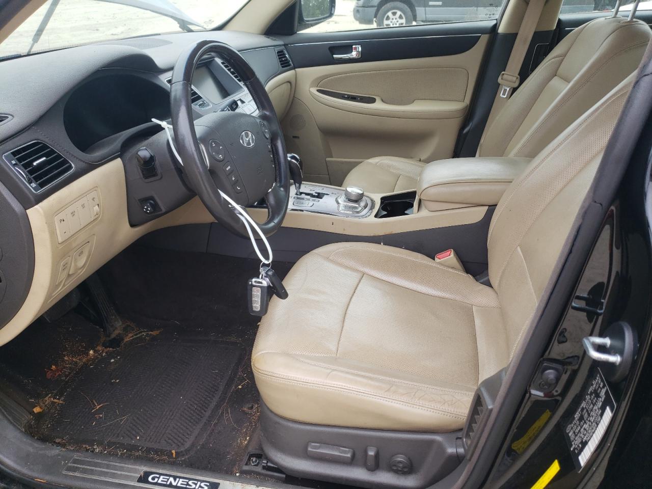 2010 Hyundai Genesis 4.6L VIN: KMHGC4DF0AU101394 Lot: 62688995
