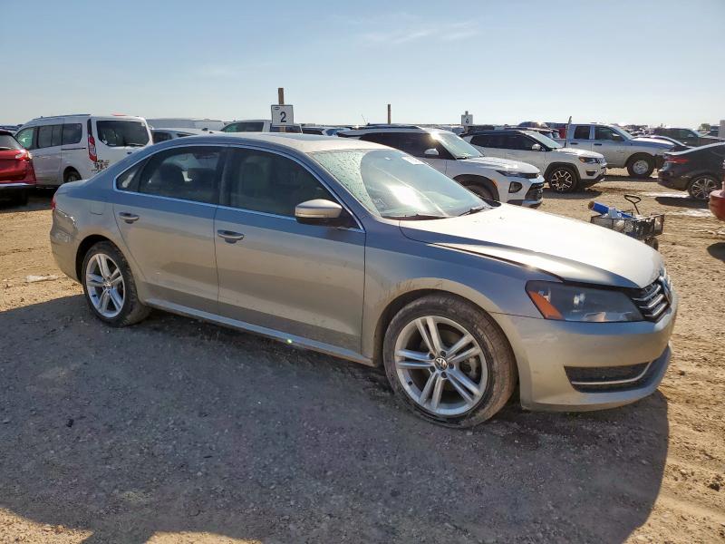  VOLKSWAGEN PASSAT 2014 Silver