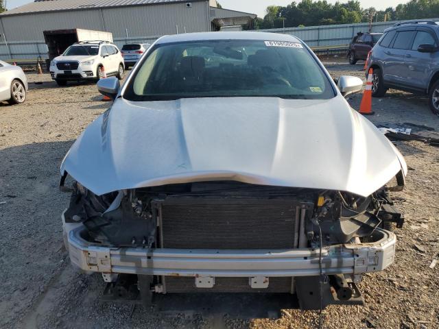 FORD FUSION 2017 Srebrny
