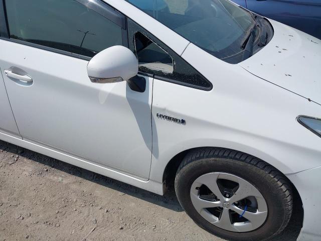 2014 TOYOTA PRIUS T4 V