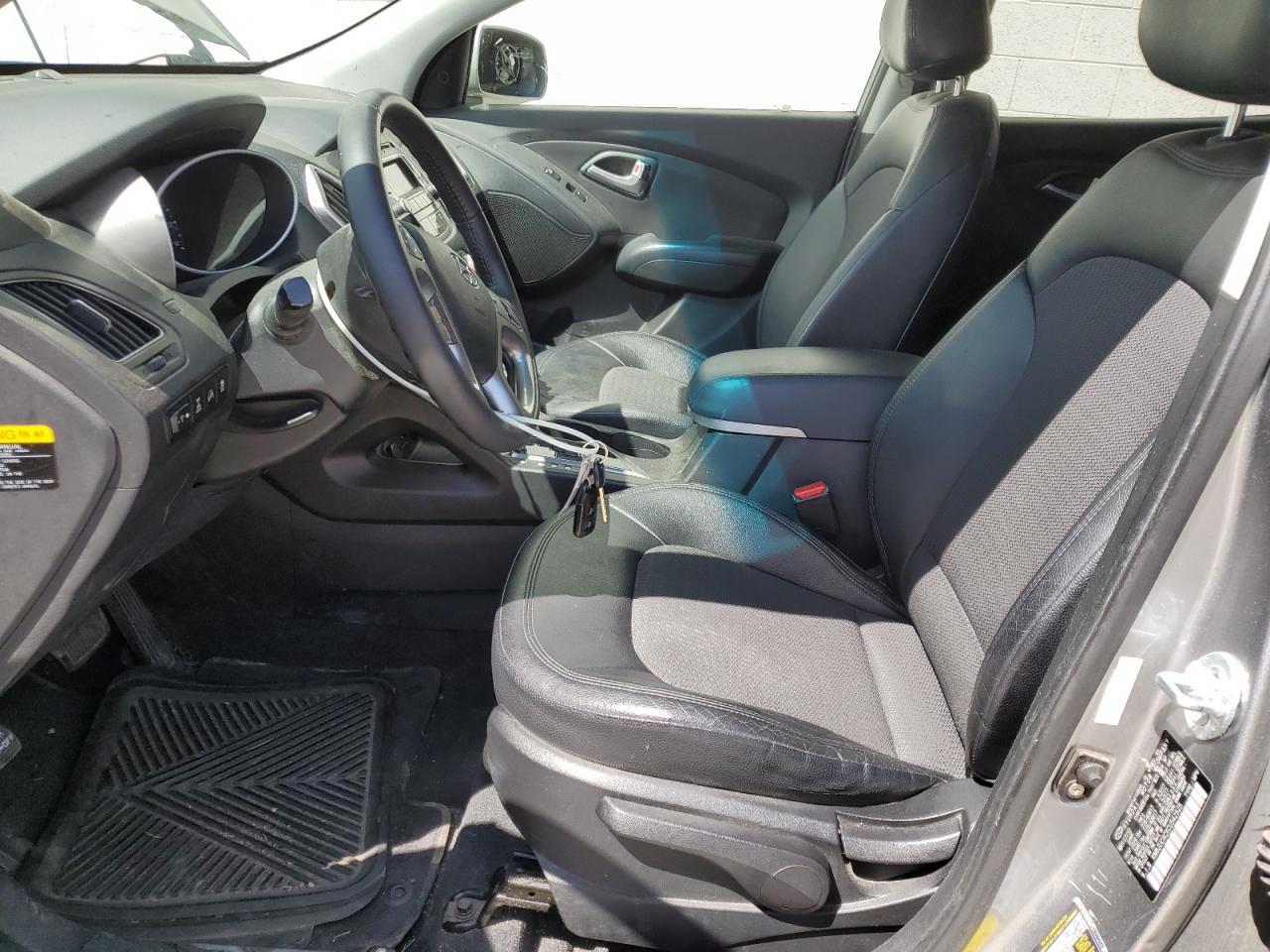 HYUNDAI TUCSON 2012 VIN KM8JUCACXCU542525 фото 7