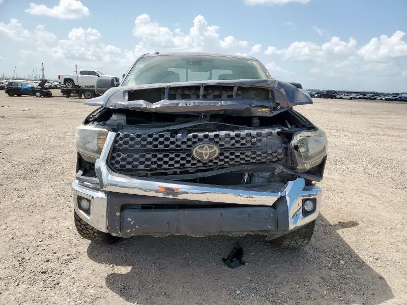  TOYOTA TUNDRA 2018 Серый