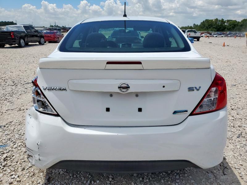  NISSAN VERSA 2016 White