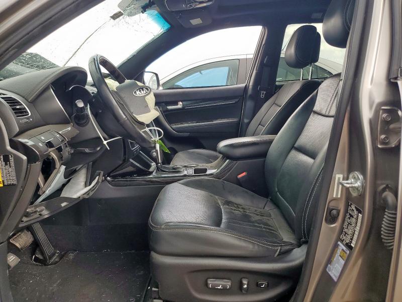 Паркетники KIA SORENTO 2015 Цвет загара