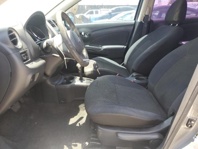 Sedans NISSAN VERSA 2013 Silver