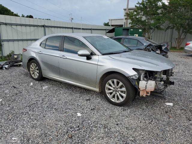  TOYOTA CAMRY 2020 Сріблястий