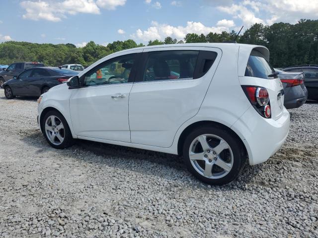 Hatchbacks CHEVROLET SONIC 2015 Biały