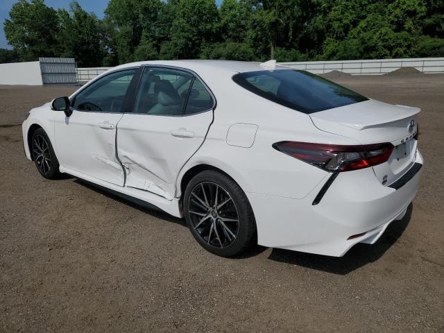  TOYOTA CAMRY 2022 Белы