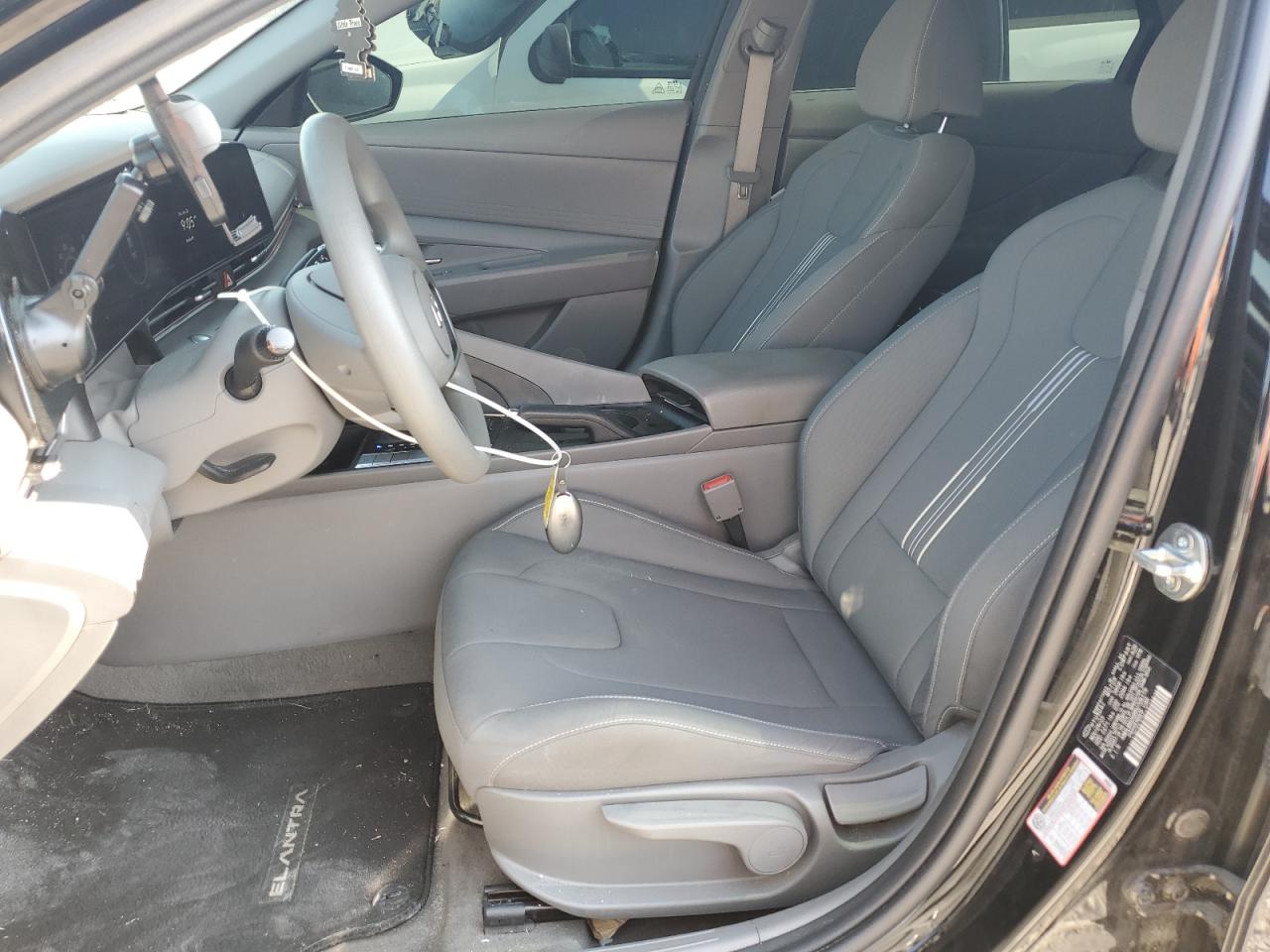 HYUNDAI ELANTRA 2024 VIN KMHLM4DG8RU706179 zdjęcie 7