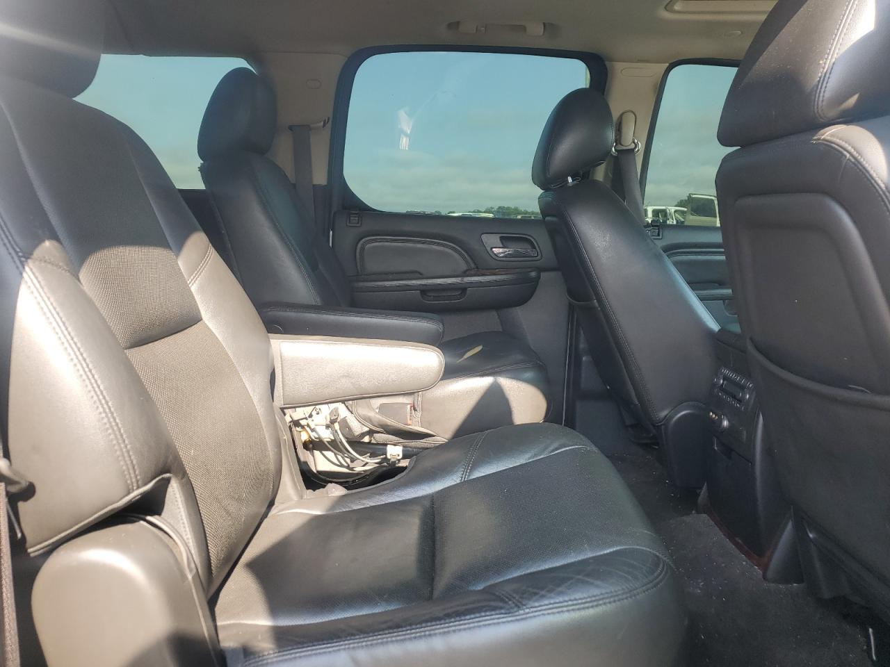 2013 Cadillac Escalade Esv Premium VIN: 1GYS4JEFXDR261065 Lot: 60271705