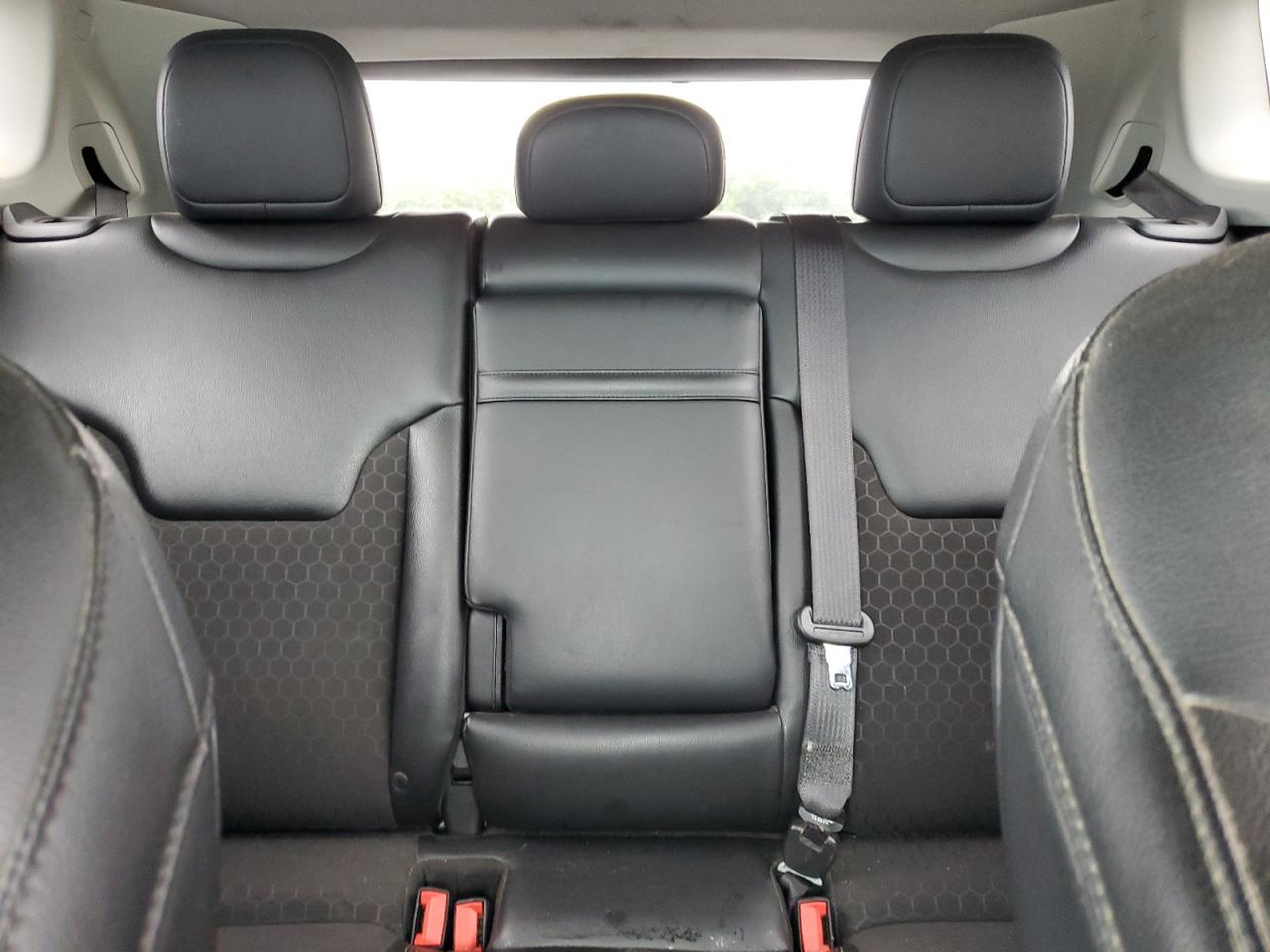 2018 Jeep Compass Latitude VIN: 3C4NJDBBXJT223398 Lot: 62280805