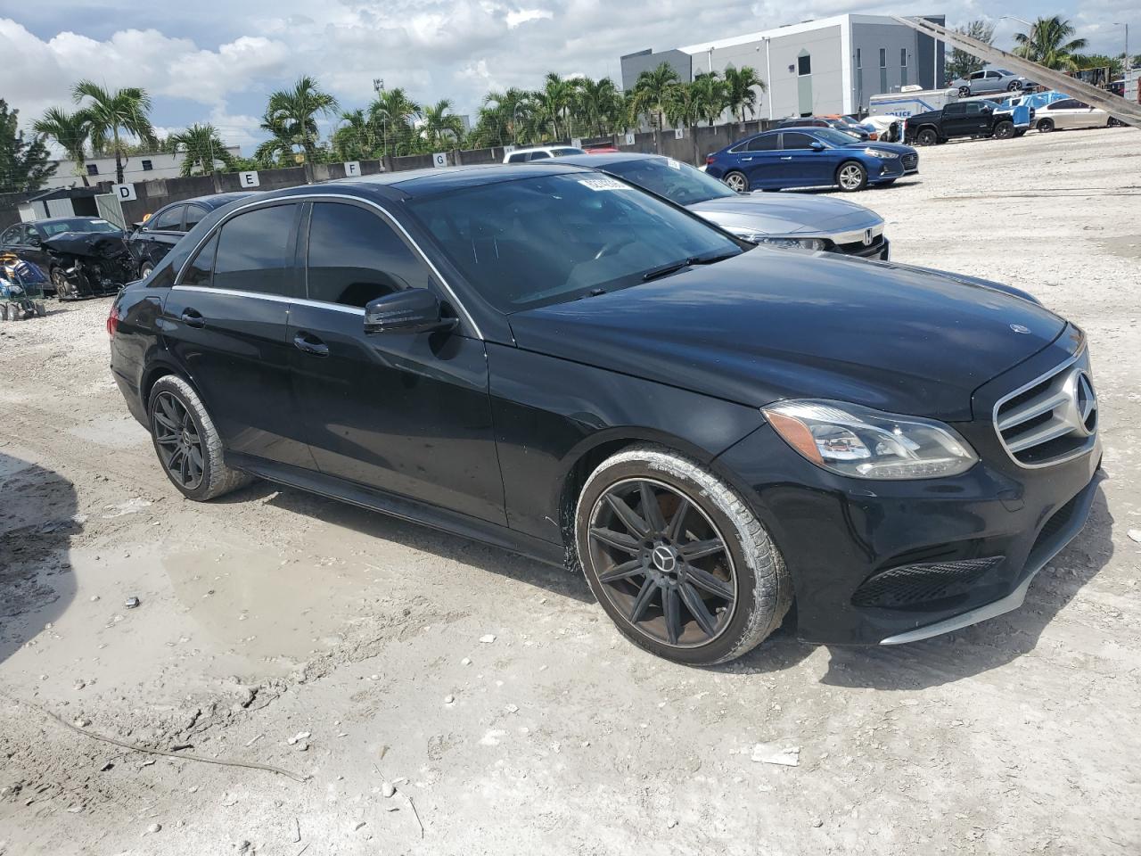 MERCEDES-BENZ E-CLASS 2016 VIN WDDHF5KB2GB297614 zdjęcie 4