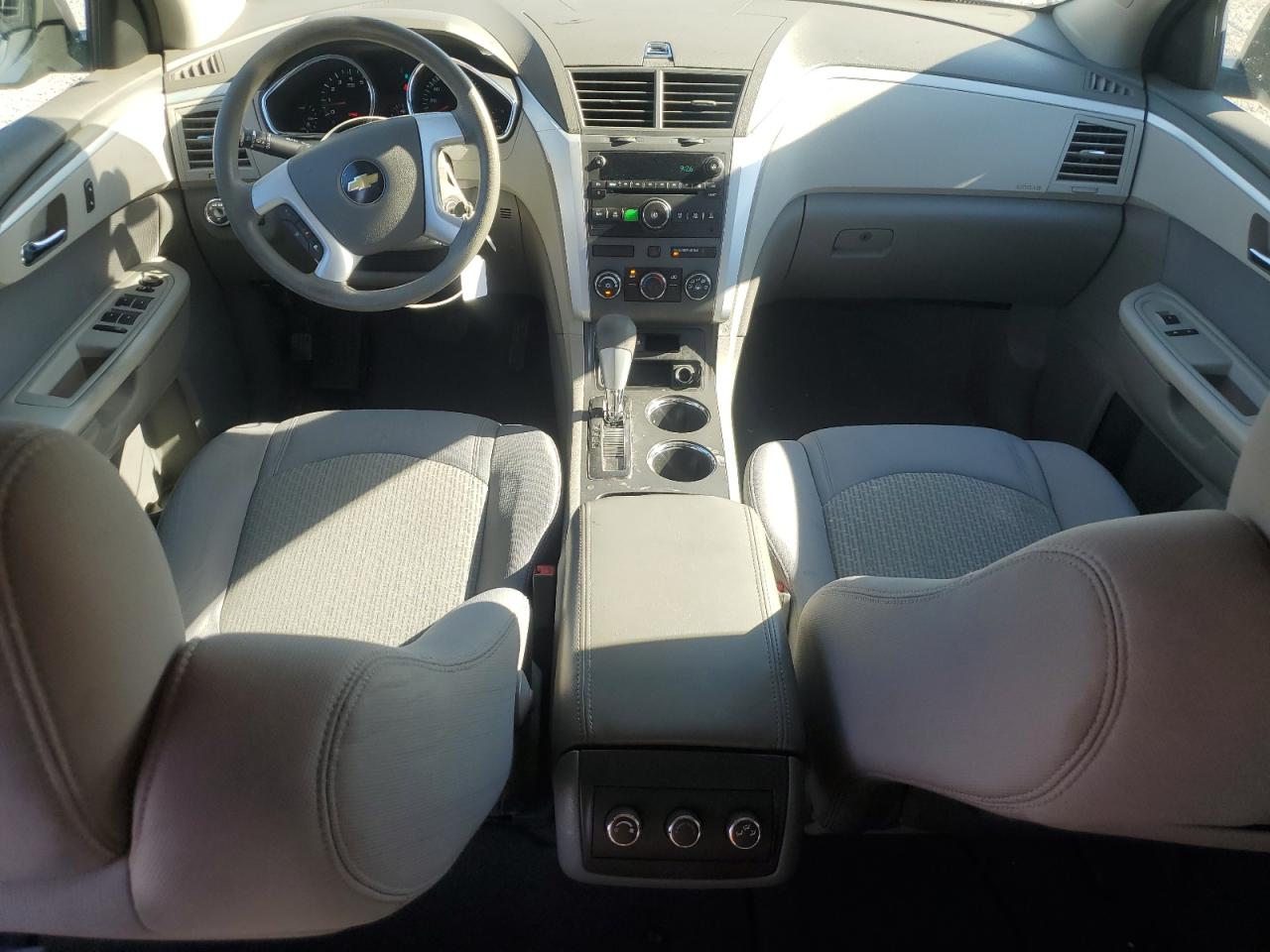 2010 Chevrolet Traverse Ls VIN: 1GNLREED0AJ242818 Lot: 62084495