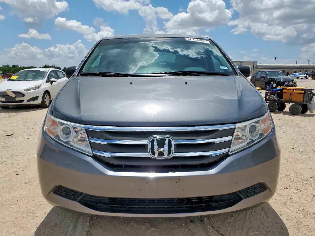 HONDA All Models 2011 VIN 5FNRL5H40BB090838 zdjęcie 5
