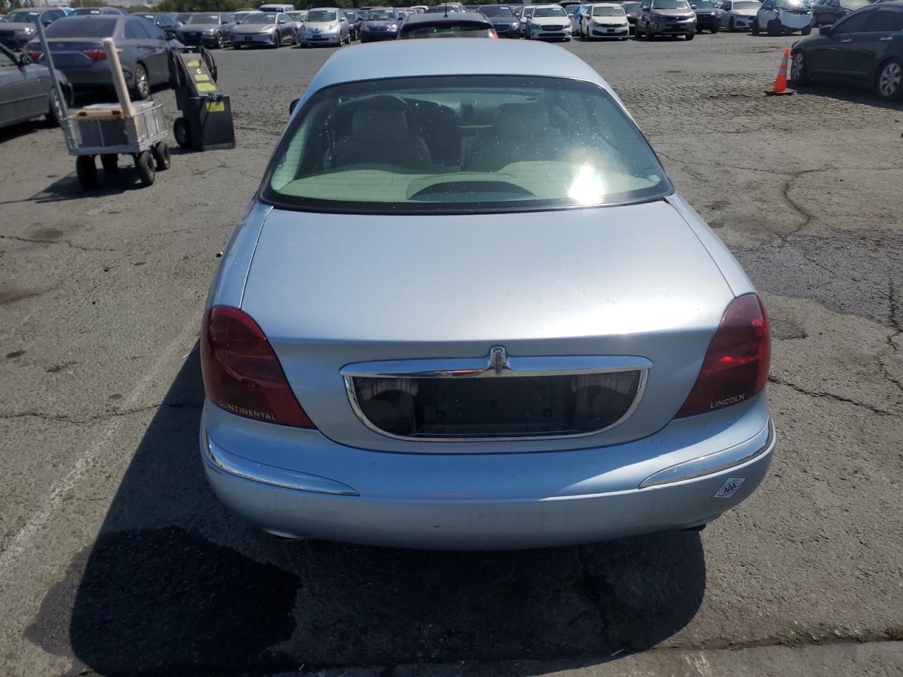 1998 Lincoln Continental VIN: 1LNFM97V3WY664495 Lot: 62292615