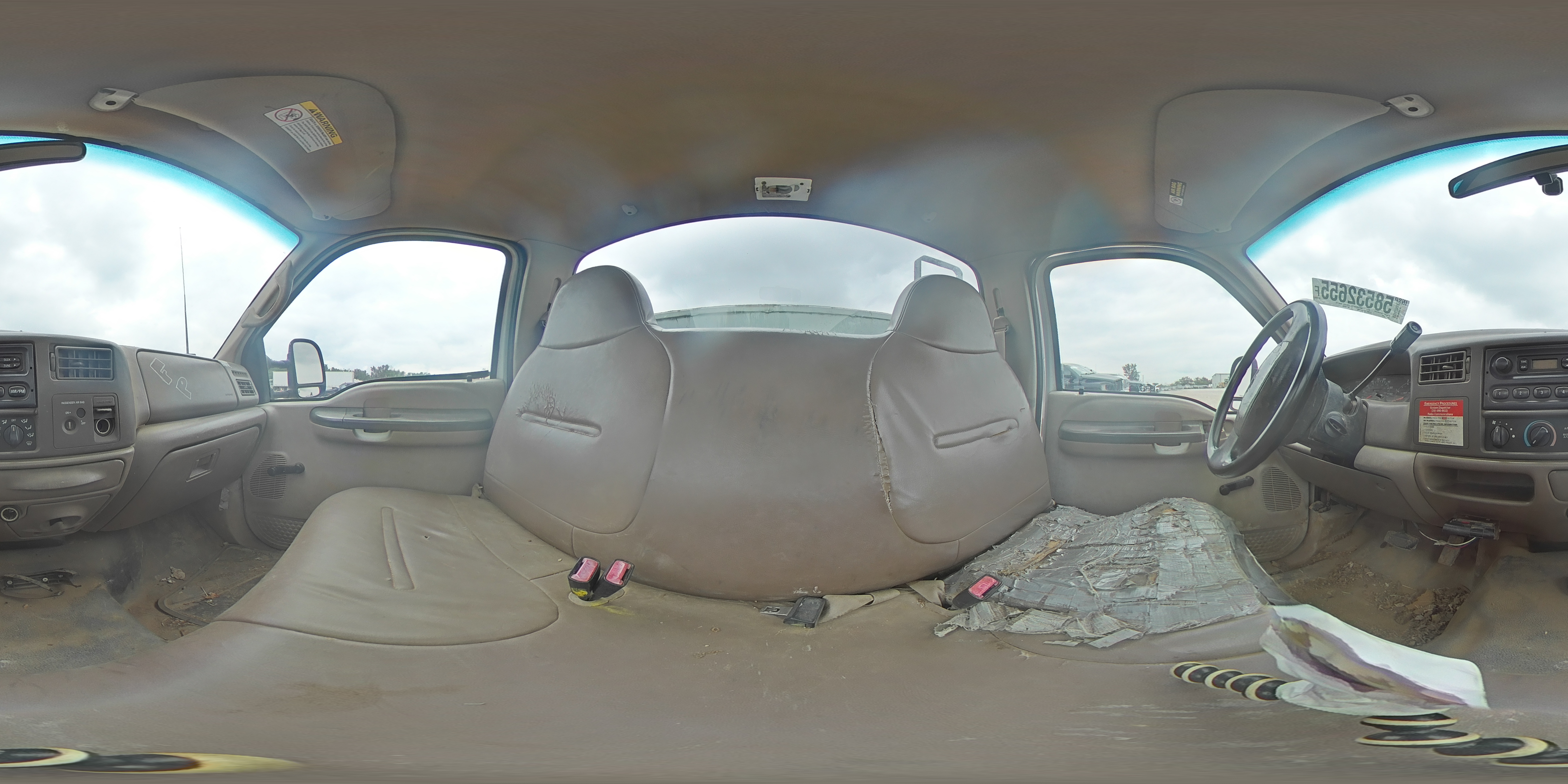 2000 Ford F350 Super Duty VIN: 1FDWF36F5YED33987 Lot: 58532655