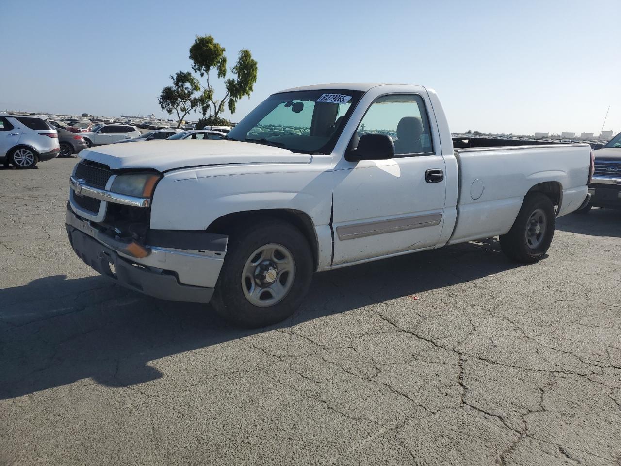 2004 Chevrolet Silverado C1500 for Sale in Martinez, CA - Minor Dent/Scratches