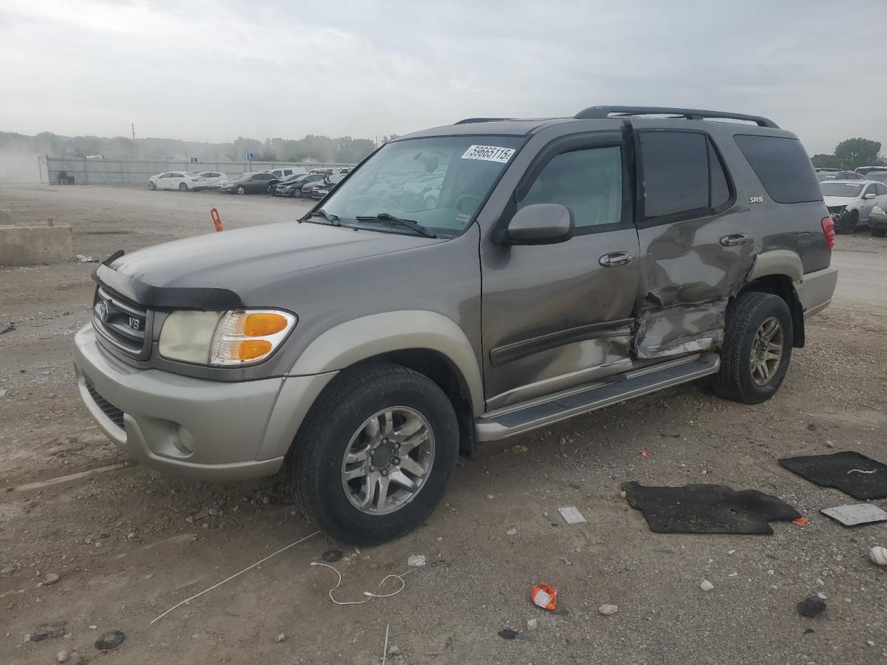 2004 Toyota Sequoia Sr5 en Venta en Kansas City, KS - Side