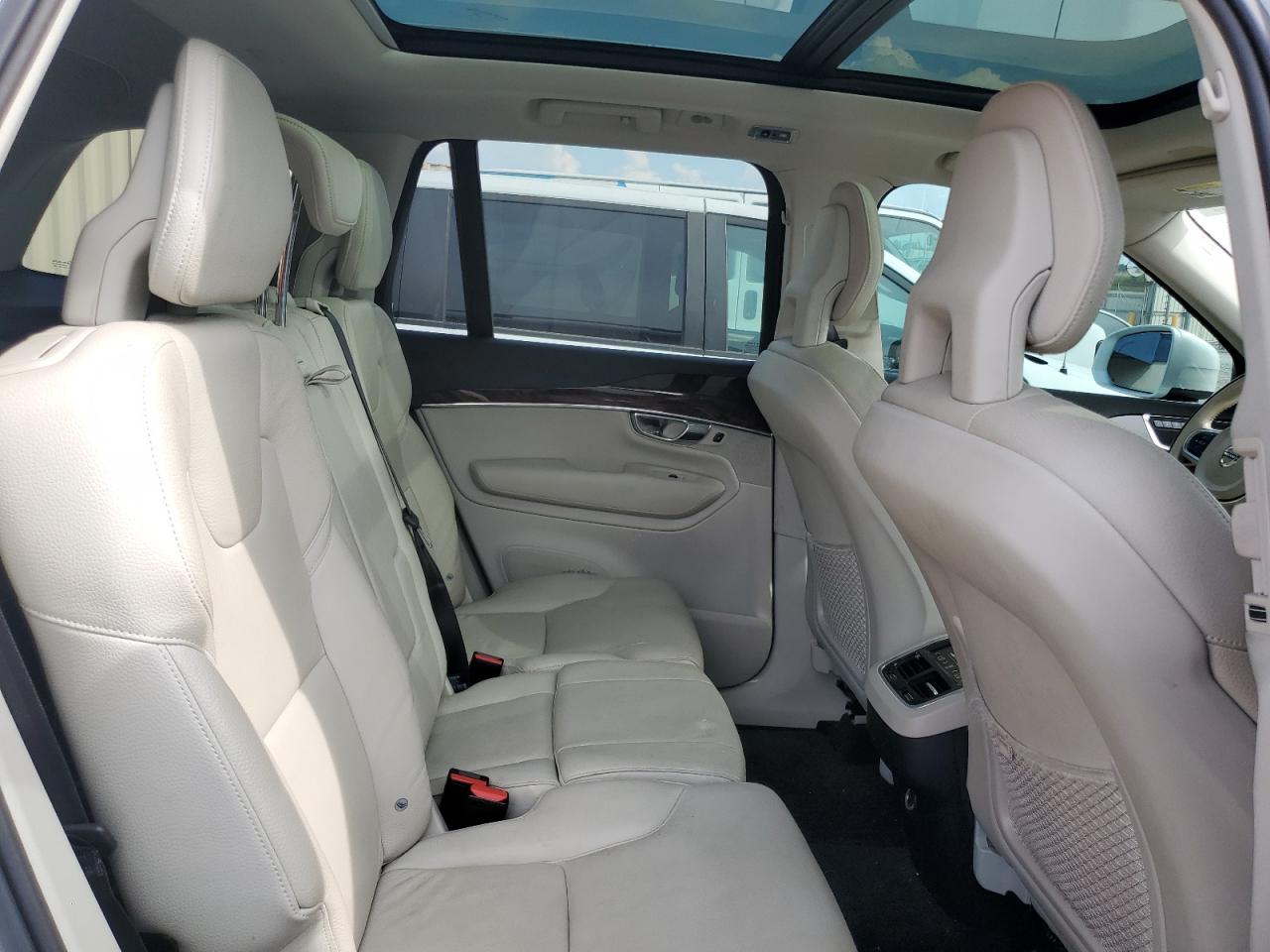 2016 Volvo Xc90 T6 VIN: YV4A22PK9G1072964 Lot: 62676155