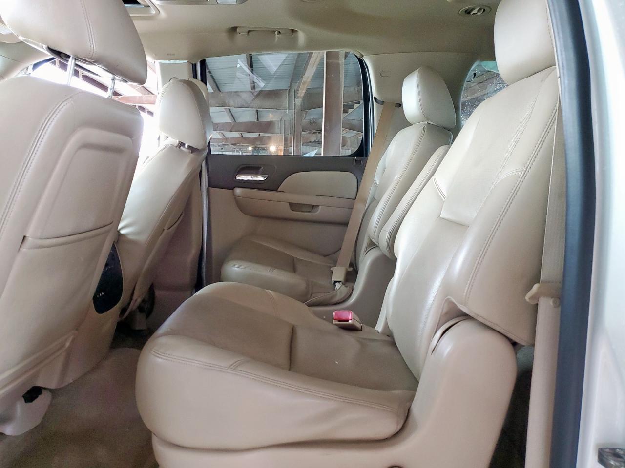 2014 Chevrolet Suburban K1500 Ltz VIN: 1GNSKKE72ER179639 Lot: 62344495