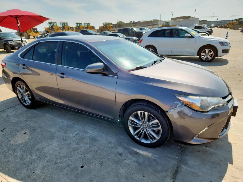  TOYOTA CAMRY 2017 Серый