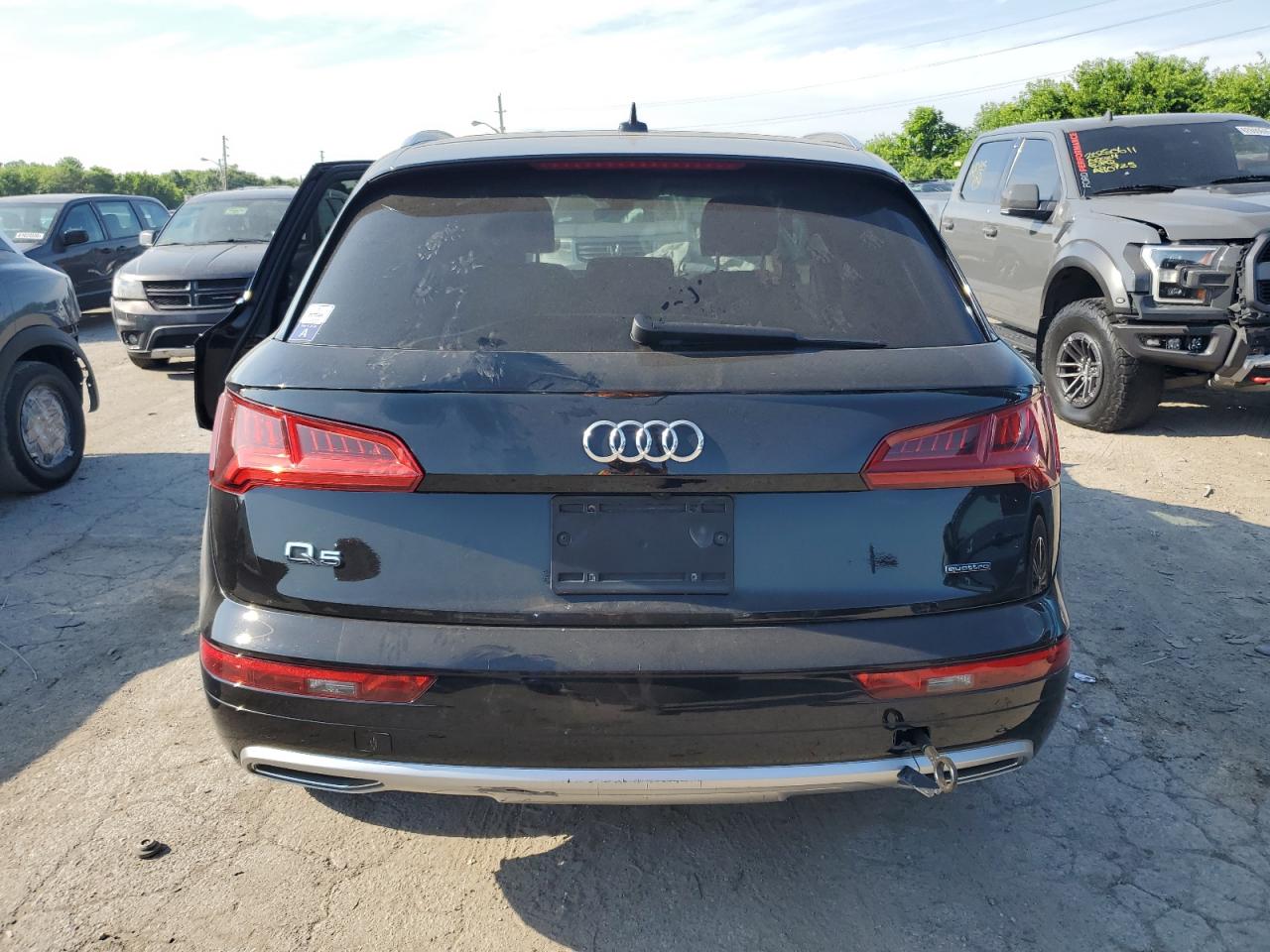 2019 Audi Q5 Premium VIN: WA1ANAFYXK2083883 Lot: 62660905