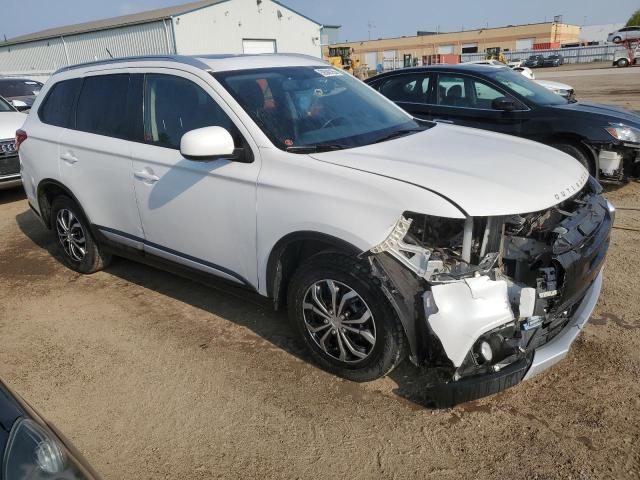 Parquets MITSUBISHI OUTLANDER 2016 White