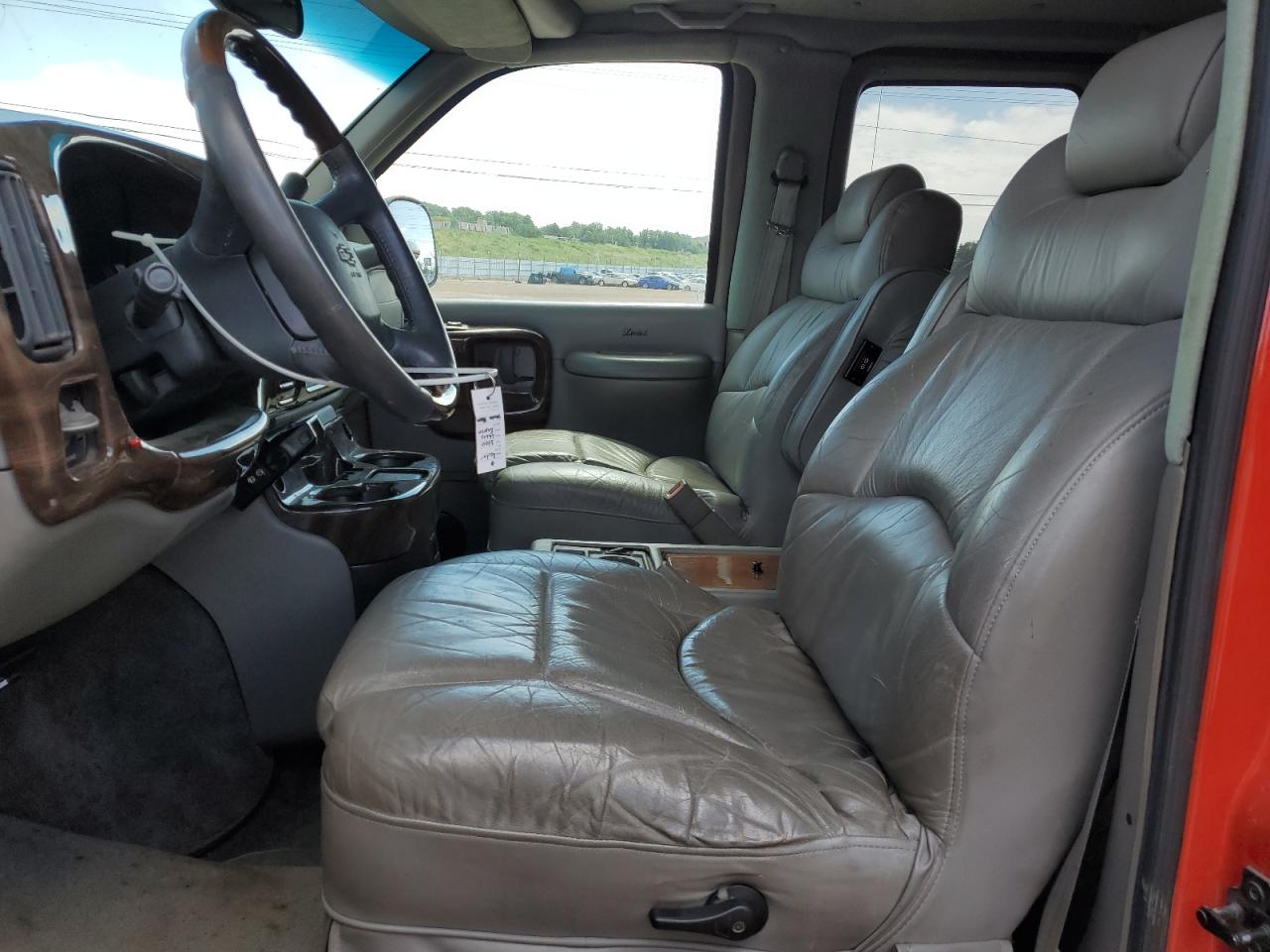 2000 Chevrolet Express G1500 VIN: 1GBFG15R6Y1185264 Lot: 61132965