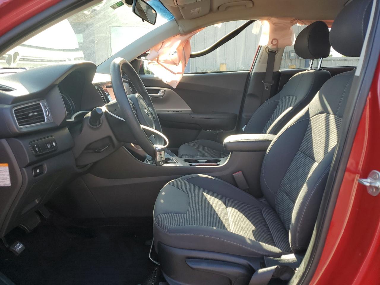 2018 Kia Niro Fe VIN: KNDCB3LC2J5120904 Lot: 62851035
