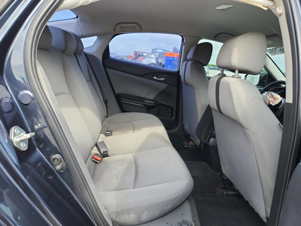 2018 Honda Civic Lx VIN: 2HGFC2F55JH578979 Lot: 61566795