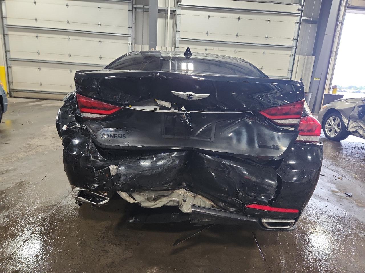2016 Hyundai Genesis 3.8L VIN: KMHGN4JE2GU119698 Lot: 60658405