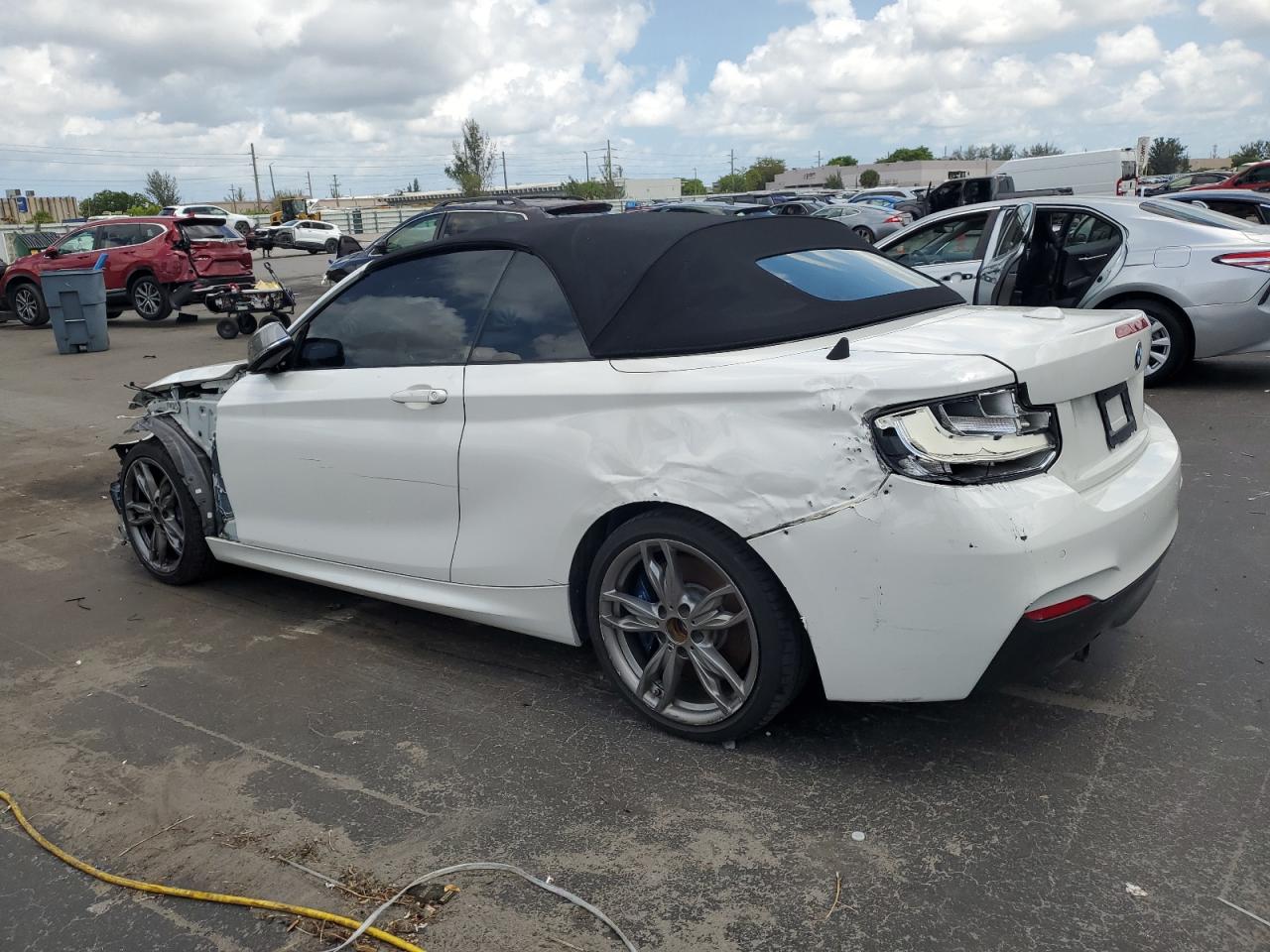 BMW M2 2015 VIN WBS1M1C56FVZ99251 фото 2