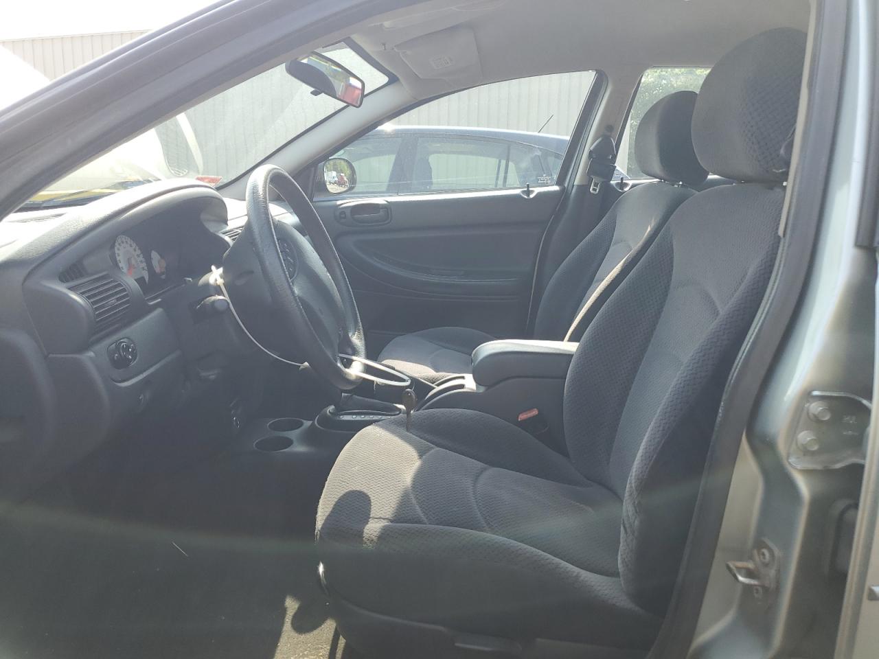 2004 Dodge Stratus Sxt VIN: 1B3EL46X64N320877 Lot: 62093375