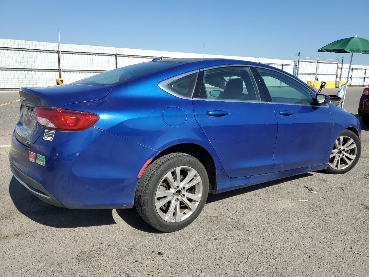 2015 Chrysler 200 Limited VIN: 1C3CCCAB2FN745807 Lot: 63023825
