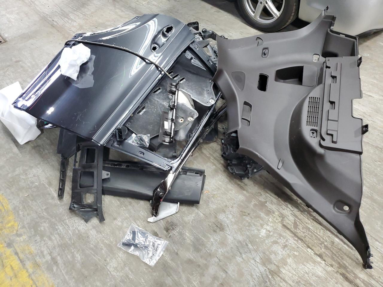 2020 Hyundai Santa Fe Limited VIN: 5NMS5CAA3LH286207 Lot: 61013185