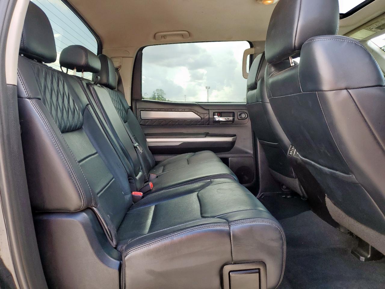 TOYOTA TUNDRA 2016 VIN 5TFAW5F12GX498347 фото 10